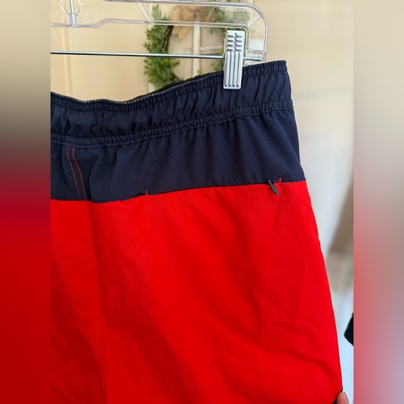 Speedo Swim Trunks UPF 50+ Stretch Men's M Elastic Waist Lining Red Blue - Picture 4 of 7